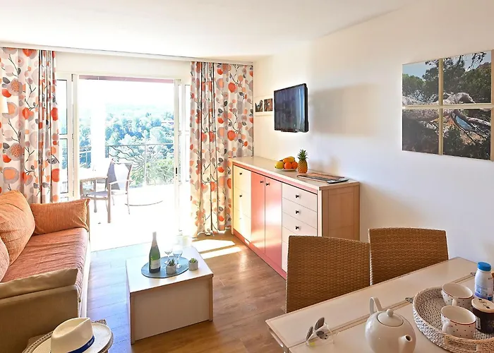 L'esquinade - Fh205 By Interhome * Saint-Raphaël