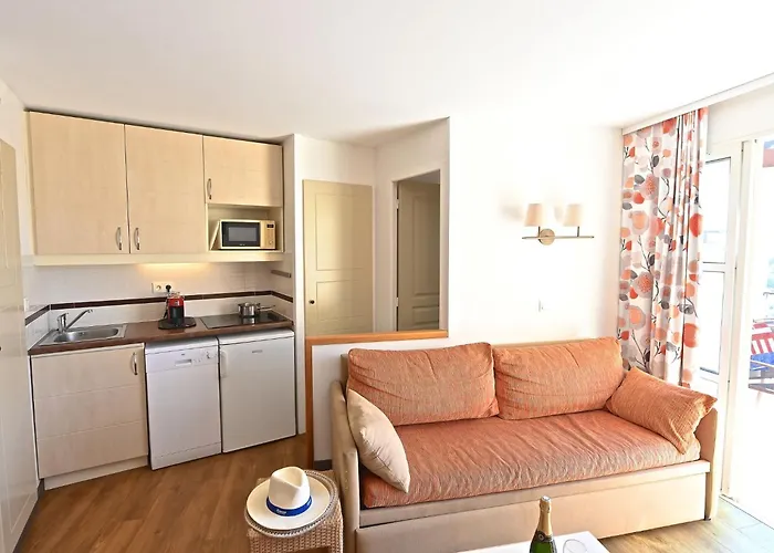 L'esquinade - Fh205 By Interhome *